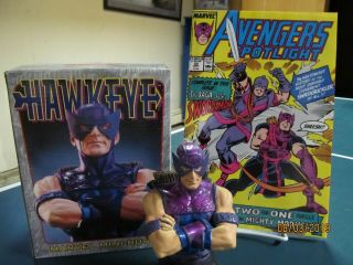 Hawkeye Mini - Bust By Bowen Designs,  Avengers Spotlight 22