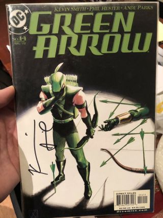Signed Green Arrow 14 Comic By Writer Kevin Smith