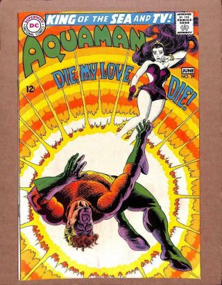 Aquaman 39 - - The King Of The Sea Dc Comics