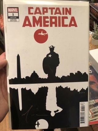 Signed Captain America 1 Comic By Artist David Mack