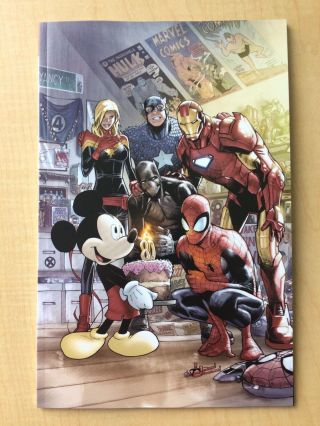 Marvel Comics 1000 / D23 Expo Cover Variant 2019 / Mickey Mouse / Disney