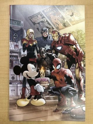 Marvel Comics 1000 D23 Expo Cover Variant - Mickey Mouse - Disney