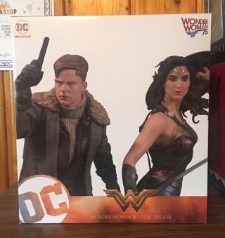 Dc Collectibles Limited Edition Wonder Woman And Steve Trevor Statue