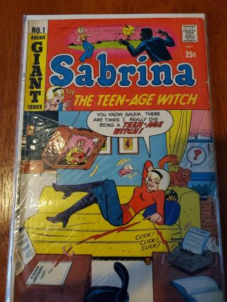 Sabrina The Tennage Witch Comic Book Giant Size No.  1