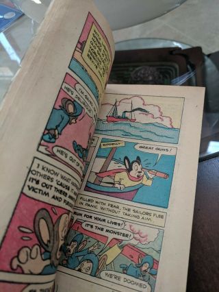 Mighty Mouse,  Volume 1,  No.  15,  Feb 1950 (St.  John Publishing Company) 4