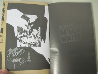 BATMAN BLACK AND WHITE HC SIGNED BY JIM STERANKO 1ST PRINT 1998 DC COMICS 2