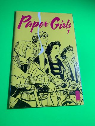 Image Paper Girls 1 Nm Brian K.  Vaughan 1st Print Tv Movie Show Soon Option