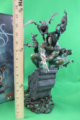 Moore Creations Top Cow The Darkness Porcelain Statue Sculpted by Susumu Sugita 2