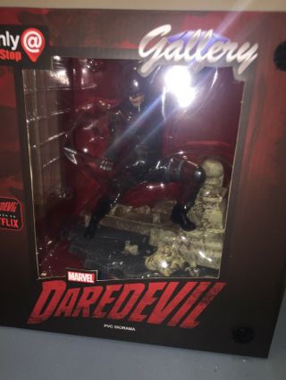 Marvel Gallery Daredevil As Seen On Netflix Scuplted Figure GameStop 2