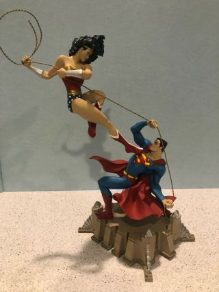 Dc Direct Wonder Woman Vs.  Superman Painted Porcelain Mini Statue