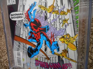 What The ? 26 cgc 9.  6 Marvel 1993 1st appearance of Spider - Ham 2099 Spiderman 4