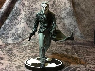 Dc Collectibles Batman Black & White The Joker Statue By Lee Bermejo 1st Edition