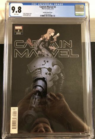 Captain Marvel 2 - Cgc 9.  8 - 1:50 Chris Bachalo Variant
