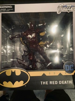 Diamond Select Dc Gallery Batman The Red Death Statue