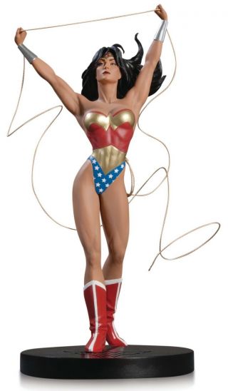 Dc Designer Series Wonder Woman Statue - Adam Hughes.  Nib