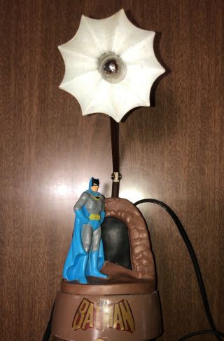 Vintage Vanity Fair Ind.  Batman Batcave Desk Top Lamp Justice League - 2