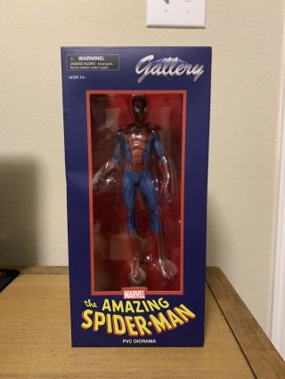 The Spider - Man Diamond Select Gallery Statue