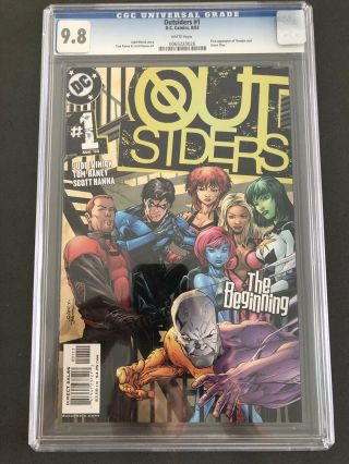 Outsiders 1 Cgc 9.  8 White Pages (2003) Nightwing 1st App Grace Choi & Thunder
