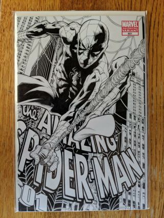2009 Marvel - Spider - Man 601 2nd Print B/w Quesada Wrap Variant Cover.