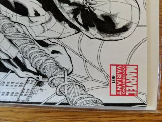 2009 Marvel - Spider - Man 601 2nd print B/W Quesada Wrap Variant Cover. 5