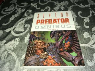 Aliens Vs.  Predator Omnibus Vol.  1 Dark Horse Paperback Comic Book