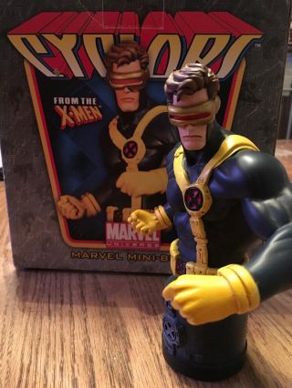 Cyclops Mini - Bust (2009) Bowen Designs; Marvel X - Men; 1852/2000