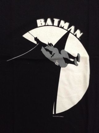 Batman Black And White Swinging T - Shirt Xl 46 - 48 Dc (52 Detective Wedding & 1