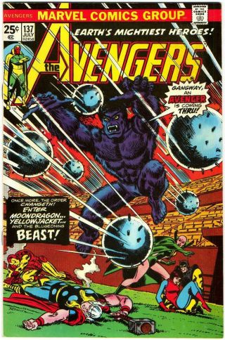 Avengers 137 Beast Thor Iron Man Vision Marvel Bronze Tuska 1975 Bin