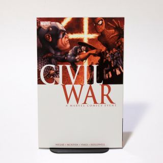 Civil War Tpb (marvel Comics) By Mark Millar & Steve Mcniven