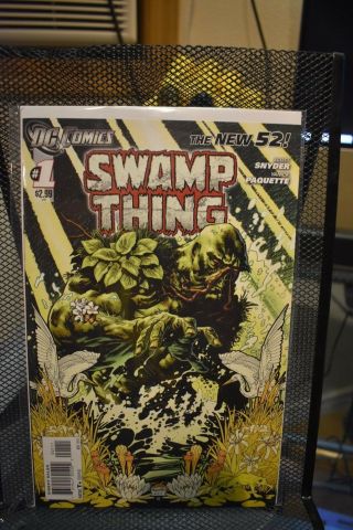 Swamp Thing 1 1st Print Dc 52 Comics Scott Snyder Yanick Paquette 9.  2