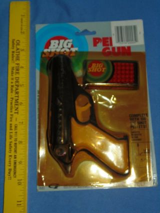 Gordy Big Shot Pellet Shooter Toy Gun - Pistol Vintage Card Ammo