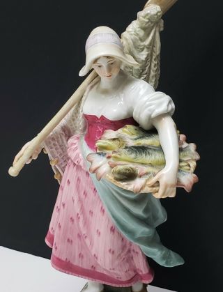 Antique Meissen Porcelain Figurine Girl Fisher w Net & Basket of Fish Q173 2