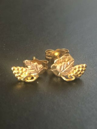 Vintage 14k Gold Earrings With Grape Design Stamped
