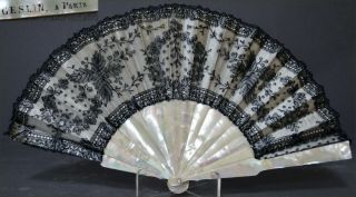Most Elegant Signed Geslin A Paris C.  1900 French Chantilly Mother Of Pearl Fan