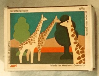 Juri Giraffengruppe (groupe of giraffes/des girafes) Vintage Wooden Matchbox Toy 2
