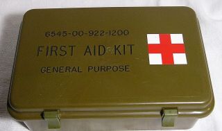 Vietnam War Us Medic General Purpose First Aid Kit W/ Contents 6545 - 00 - 922 - 1200