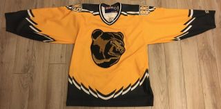 Vintage Ccm Boston Bruins Pooh Bear Alternate Hockey Jersey M