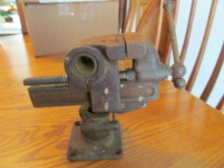 Vintage Akron Wrench And Vise Co.  Pinch Plug Vise