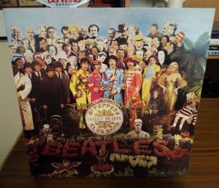 The Beatles - Sgt.  Pepper 