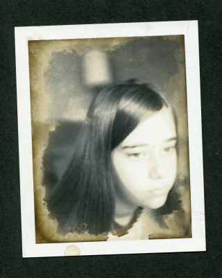 Unusual Bad Vintage Polaroid Photo Cute Girl Head Shot 395070