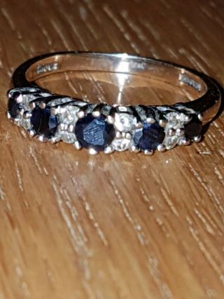 Ladies Vintage 5 Stone Diamond Ring 9 Ct In Order.  Ready To Wear.