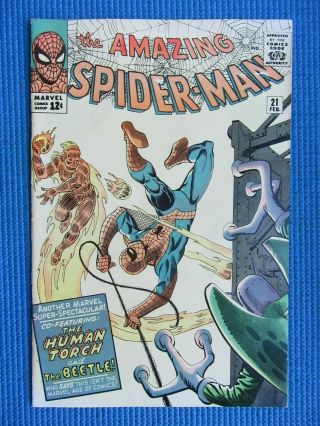 Spider - Man 21 - (fine) - Human Torch - Beetle - Spider - Man Pin - Up Page