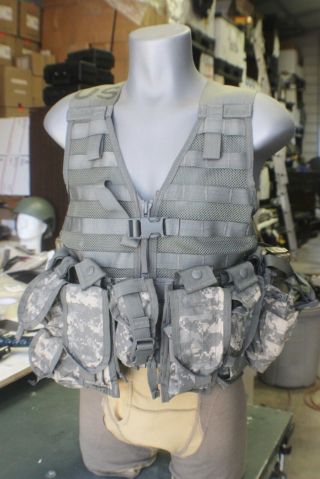 16 Pc Acu Molle Ii Tactical Vest Lbv Flc W/ Pouches & 2 Canteen See Pic Read