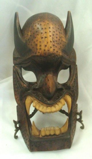 Vtg Hand Carved Tribal Demon Devil Wood Mask With Horns Gargoyle Wall Hanging