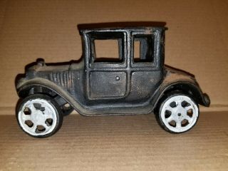 Antique 7.  5 " Long Cast Iron Toy Carriage Car W/ Moving Cast Iron Painted Wheels
