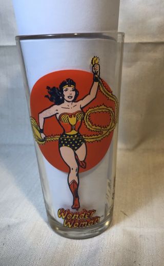 Vintage 1976 Wonder Woman Pepsi Collector Glass Series Hero Drinking Rare