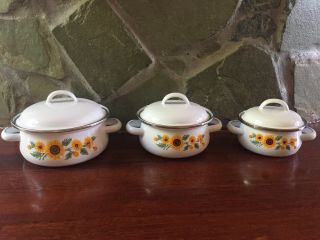 Vintage Set Of 3 White Enamelware Sunflowers Enamel On Steel Pans With Lids
