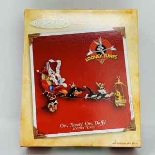 Hallmark Keepsake Ornament On,  Tweety On,  Daffy Wb Looney Tunes 2004
