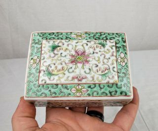 Antique Chinese Porcelain Famille Rose Box Late Qing Or Republic Period