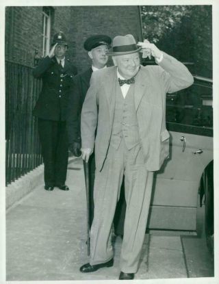 Vintage Photograph Of Sir Winston Churchill Arrives At No.  10 Downing Street For